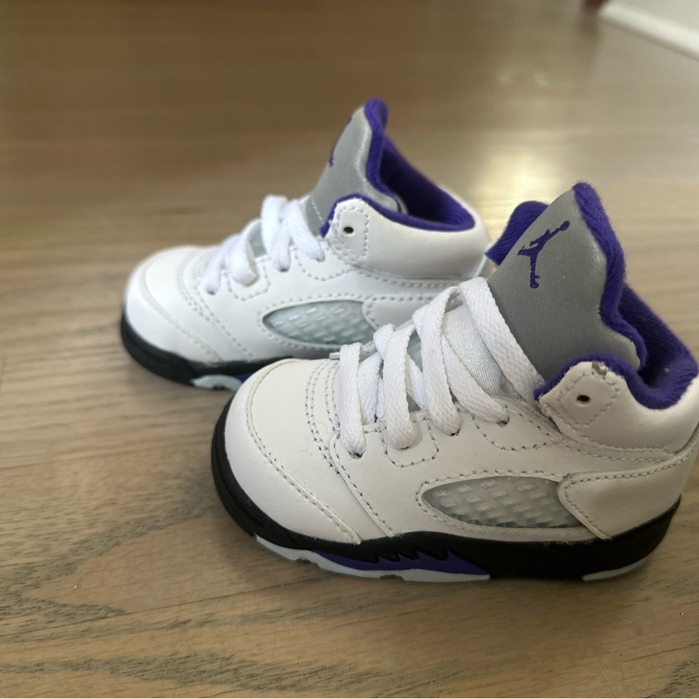 Jordan Kids White and Purple Sneakers